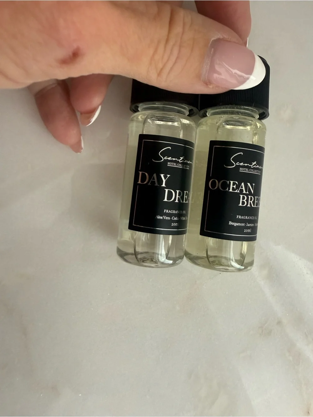 Mini Scentiment Aroma Diffuser with Daydream & Ocean Breeze Oils